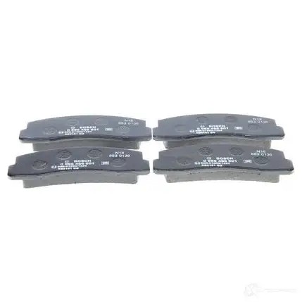 Тормозные колодки, комплект BOSCH 20 660 0986466601 337921 BP688