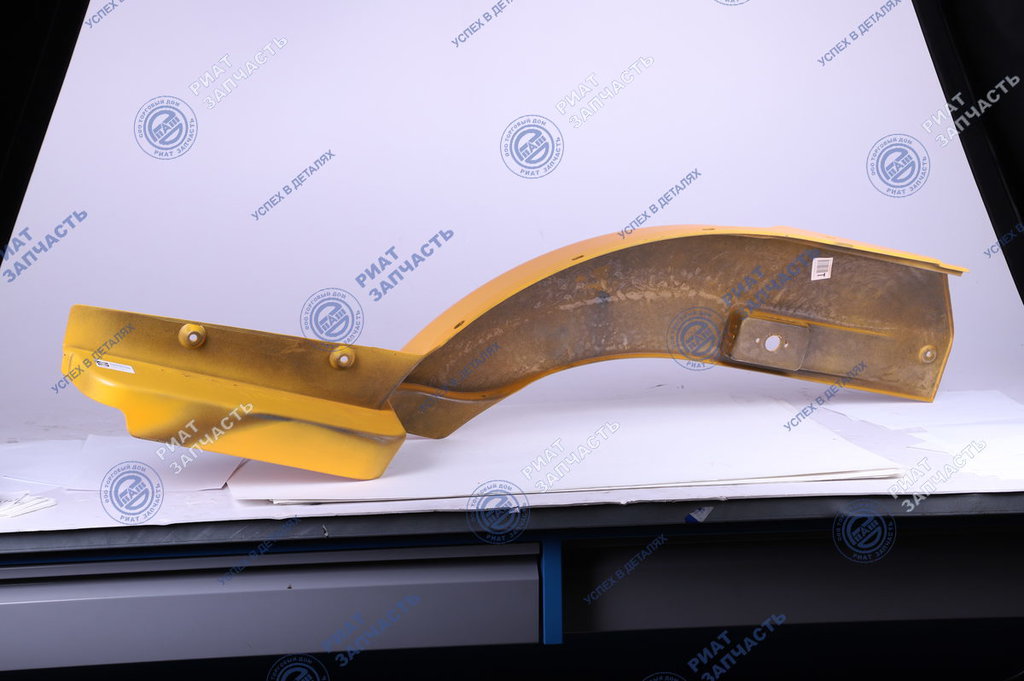 Крыло КАМАЗ-6520 правое передняя часть (желтый) ОАО РИАТ