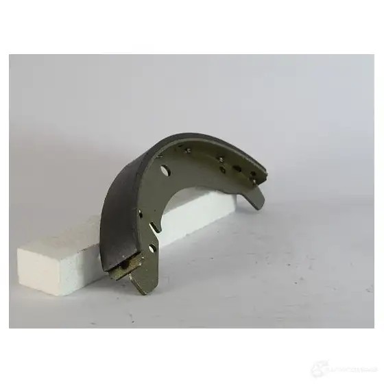 Барабанные тормозные колодки, комплект BOSCH 0986487367 341540 C3YKH BS6 17