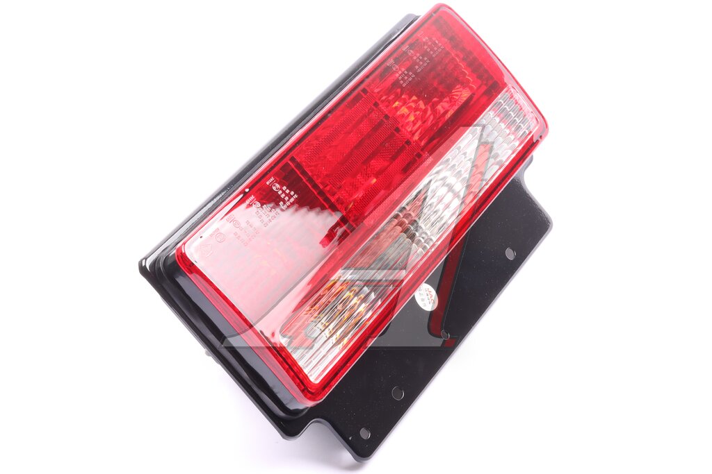 Фонарь задний JAC N75, N80 (16-) КАМАЗ Компас-5/9 правый OE
