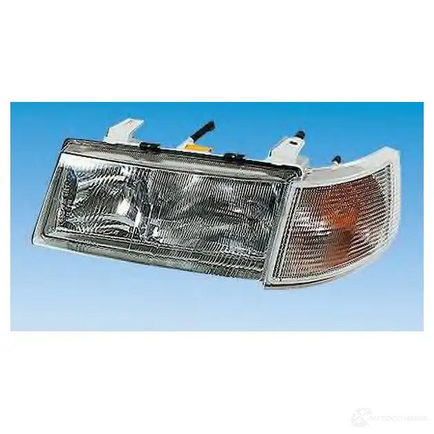 Фара BOSCH V7QHX 0301050014 320404 E13 153; E13 9051
