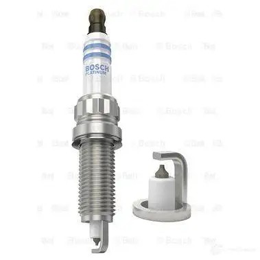 Свеча зажигания платиновая platinum BOSCH OWM7LD8 310537 0242129500 ZR 8 TPP 15