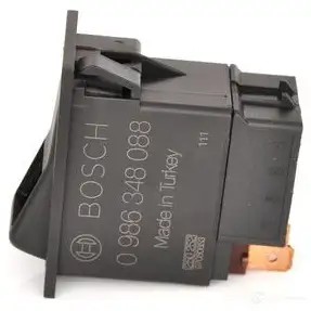 Противотуманная фара, противотуманка птф BOSCH 0305062003 321507 C3ZVQK E1 1140