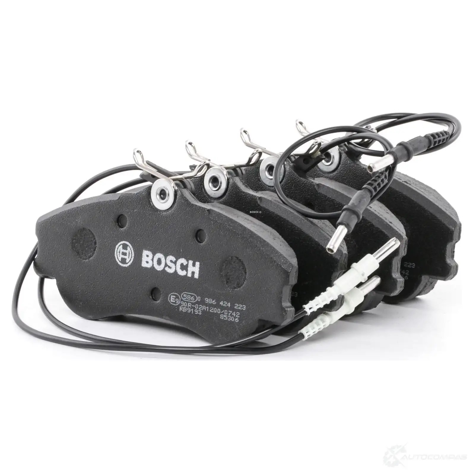 Тормозные колодки, комплект BOSCH 21674 0986424223 8287D117;8342D122;8362D124 336121