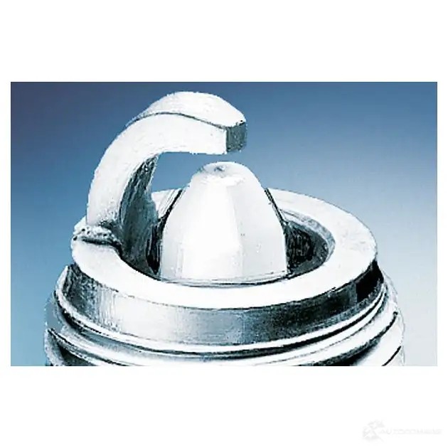 Свеча зажигания платиновая platinum plus BOSCH WR 7 DP 310832 4016 0242235541