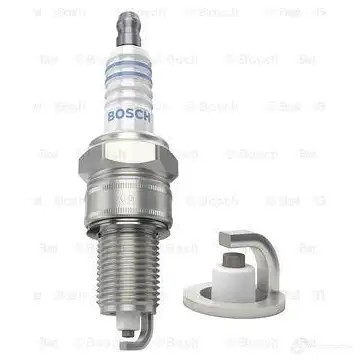 Свеча зажигания никелевая standard super BOSCH 310673 0242225610 WR 9 LE WR9LE